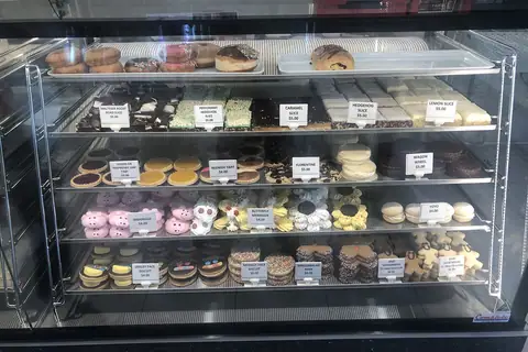 Cake Avenue photo 3